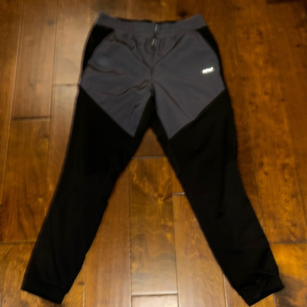 Hind thermal pants for outdoor activities